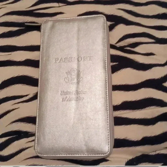 💙🌹bags surprise box - Picture 5 of 6